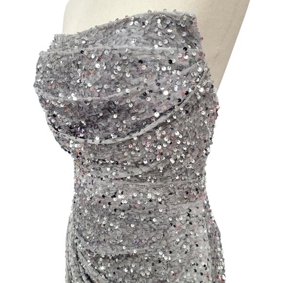 NWT Silver Strapless Sequin Evening Gown with Corset Back on Velvet Fabric - Picture 11 of 13